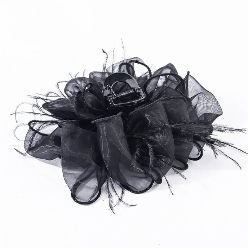Listen to the Wind ~ Black Feather Romantic and Elegant Shark Clip