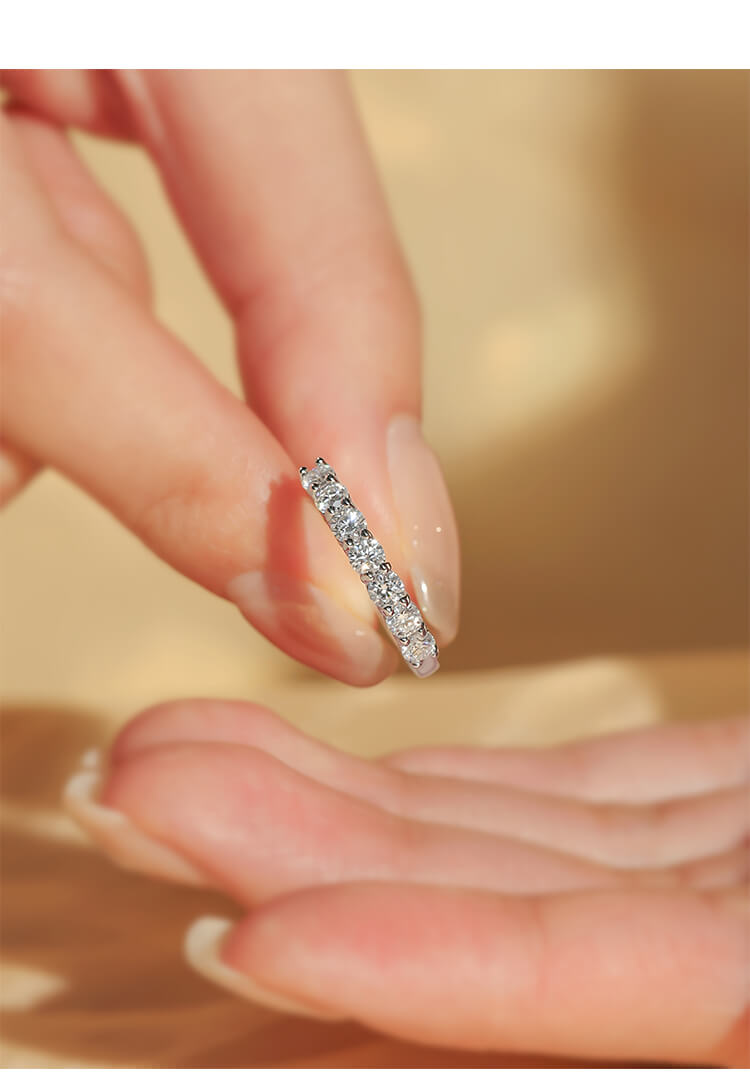 7鑽莫桑石S925純銀排鑽戒指