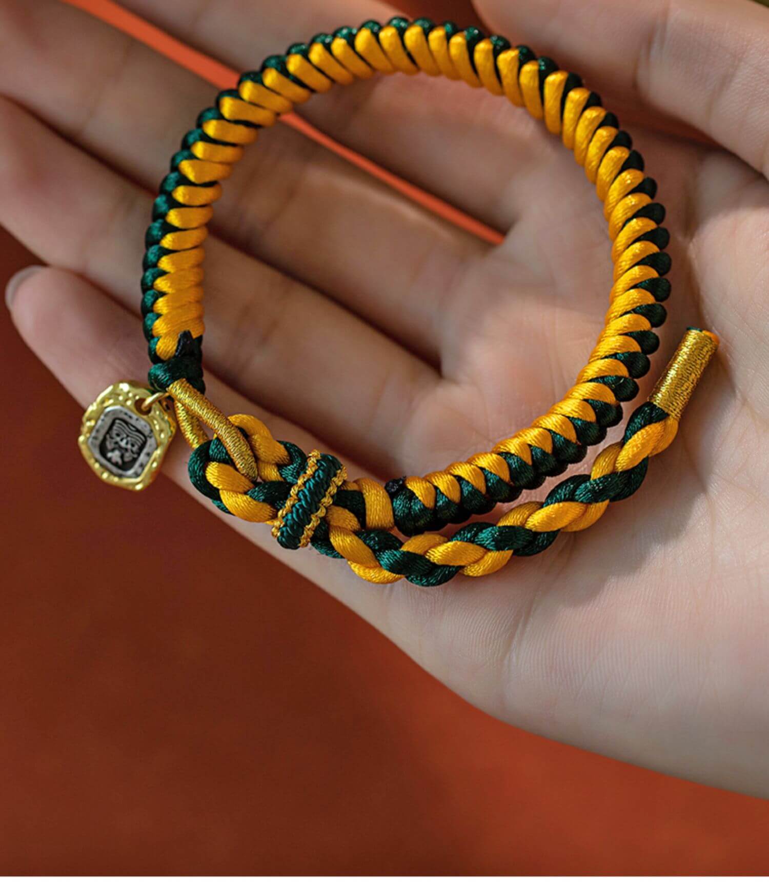 《紮基拉姆》西藏式民族風手工编织男女手繩