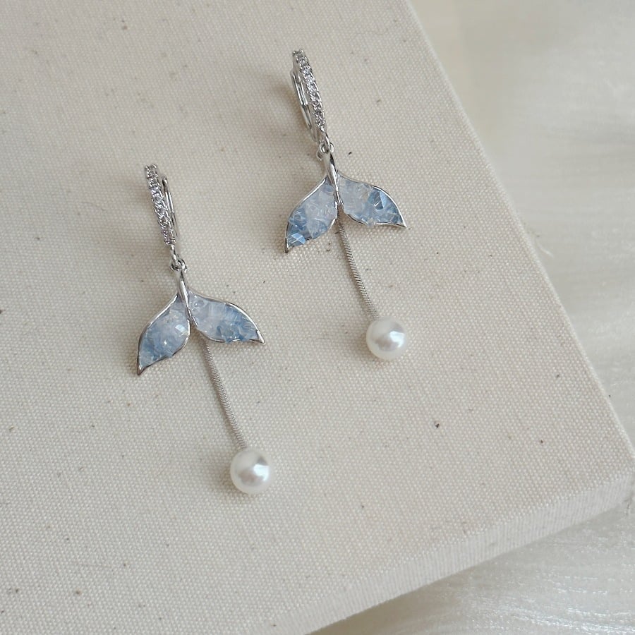 Ombre blue mermaid pearl tassel earrings